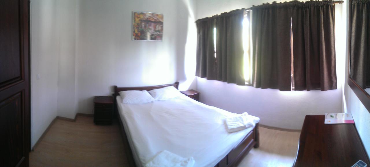 Ethnocomplex Krivini Hotel Bagian luar foto